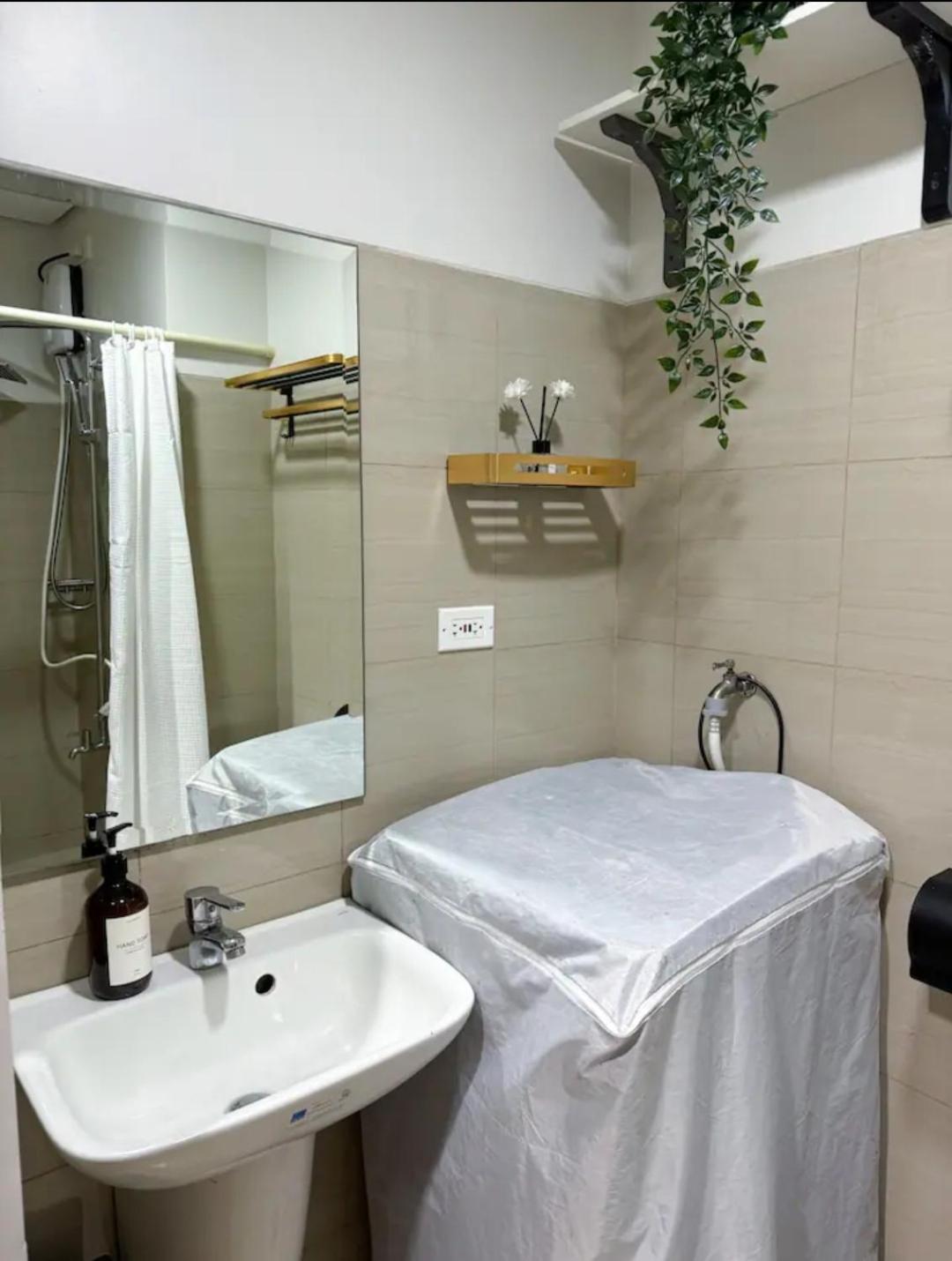 Shore Residences Mall Of Asia Pool View 200Mbps Free Wi-Fi Pasay Szoba fotó